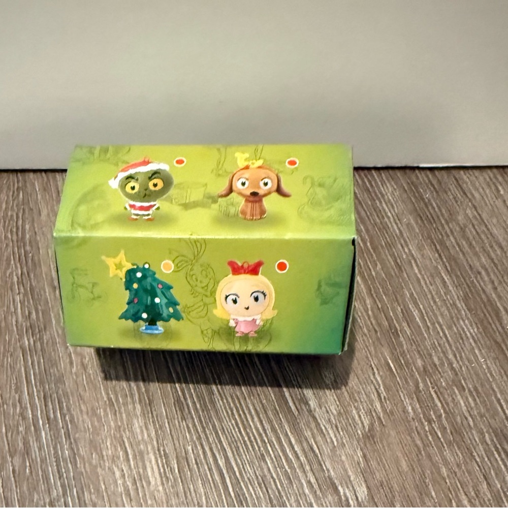 Fun The Grinch Mystery Ornaments- NWT